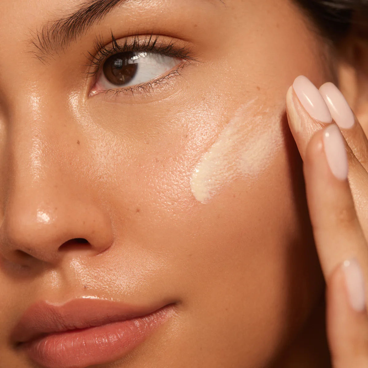 Laboderma SÉRUM SOLAIRE MINÉRAL - SOLARGLOW™ – Laboderma